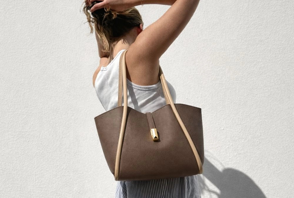 Timeless Carry-All Design