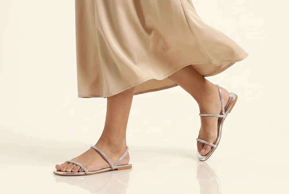 Glittery Embellished Finish