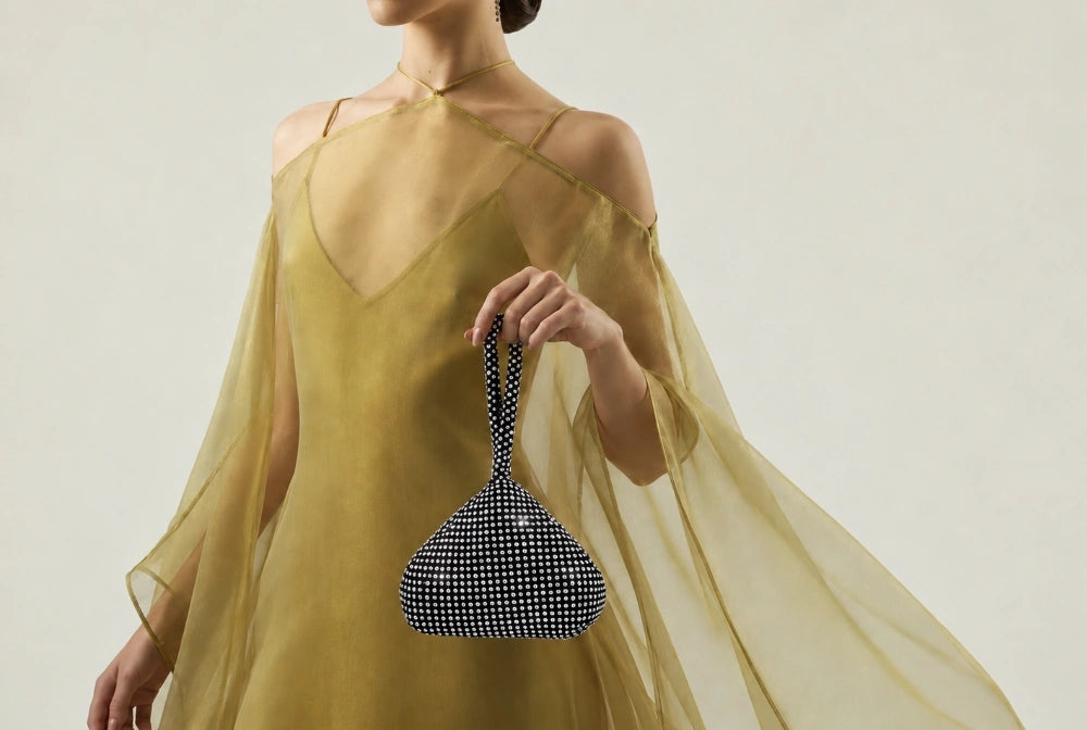 A Strap That Stands Out