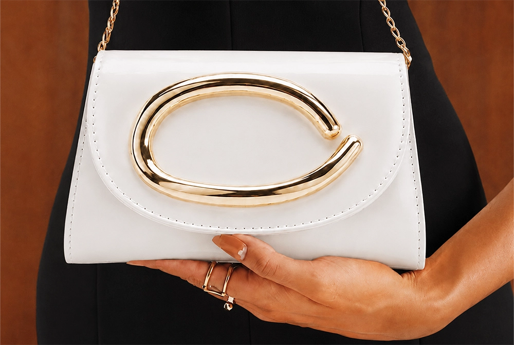 Light-Catching Luxury
