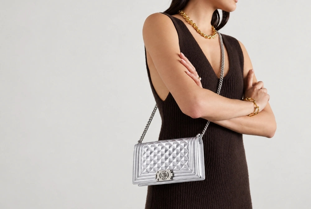 Modern Glamour, Refined