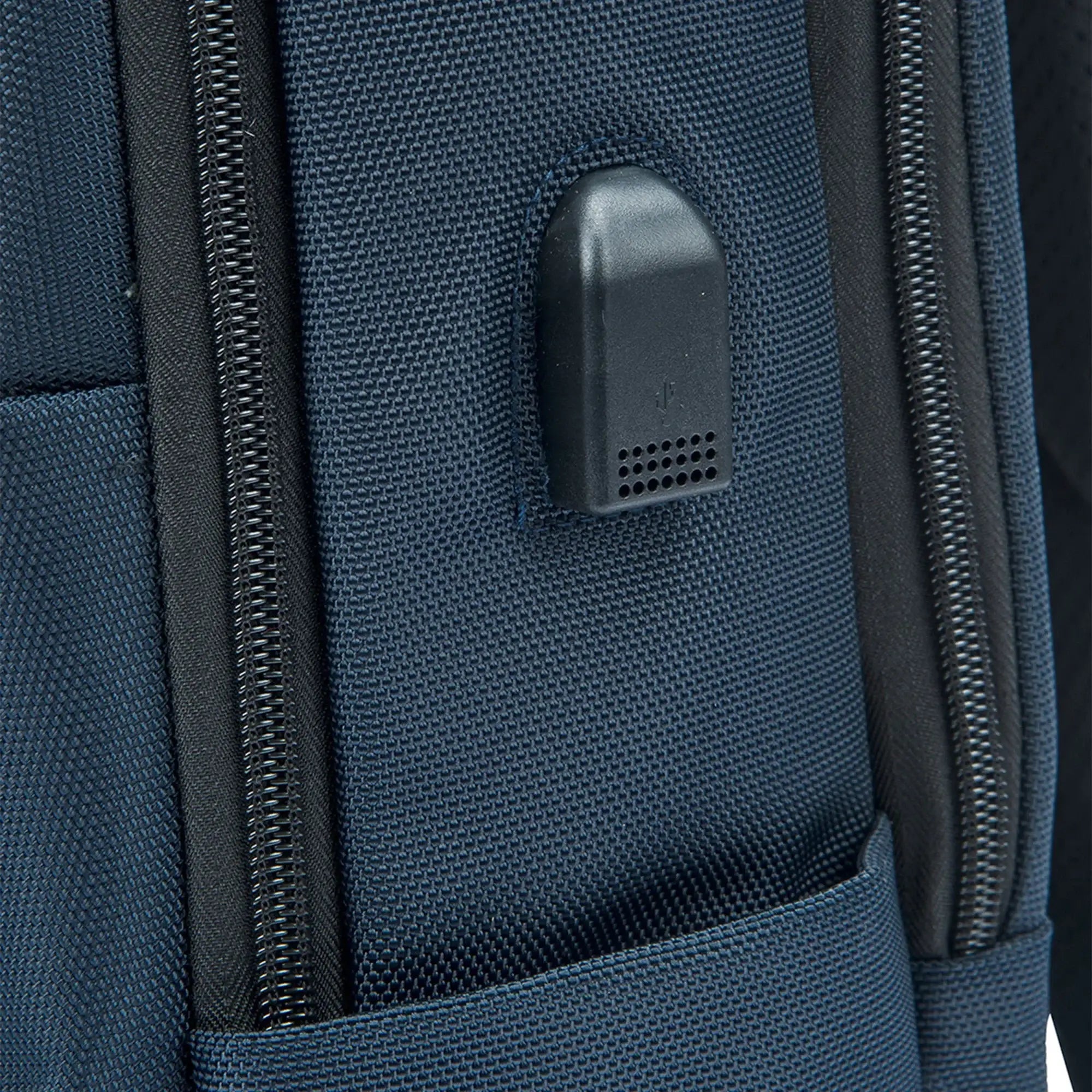 Harvard Crest Navy Backpack - Lino Perros