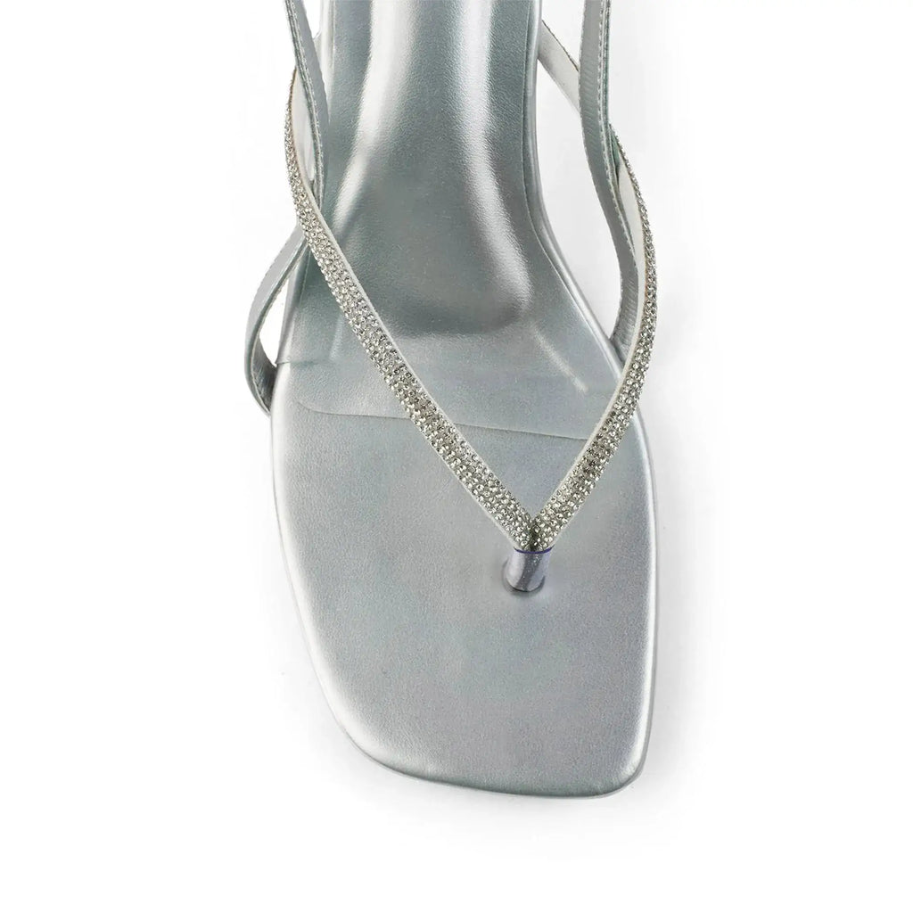 Hepburn Glam Silver Kitten Heels - Lino Perros
