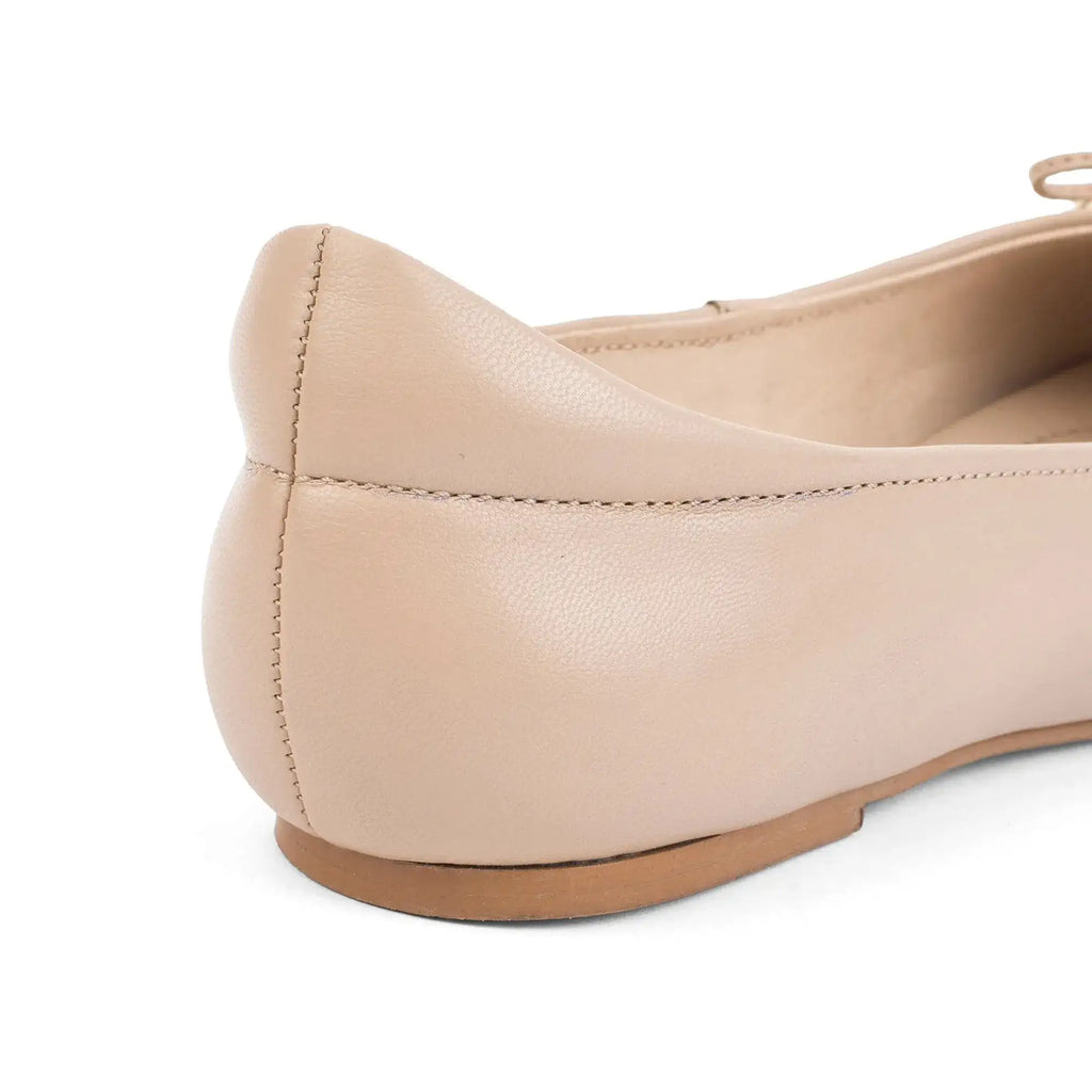 Hepburn Ballet Beige Flats - Lino Perros