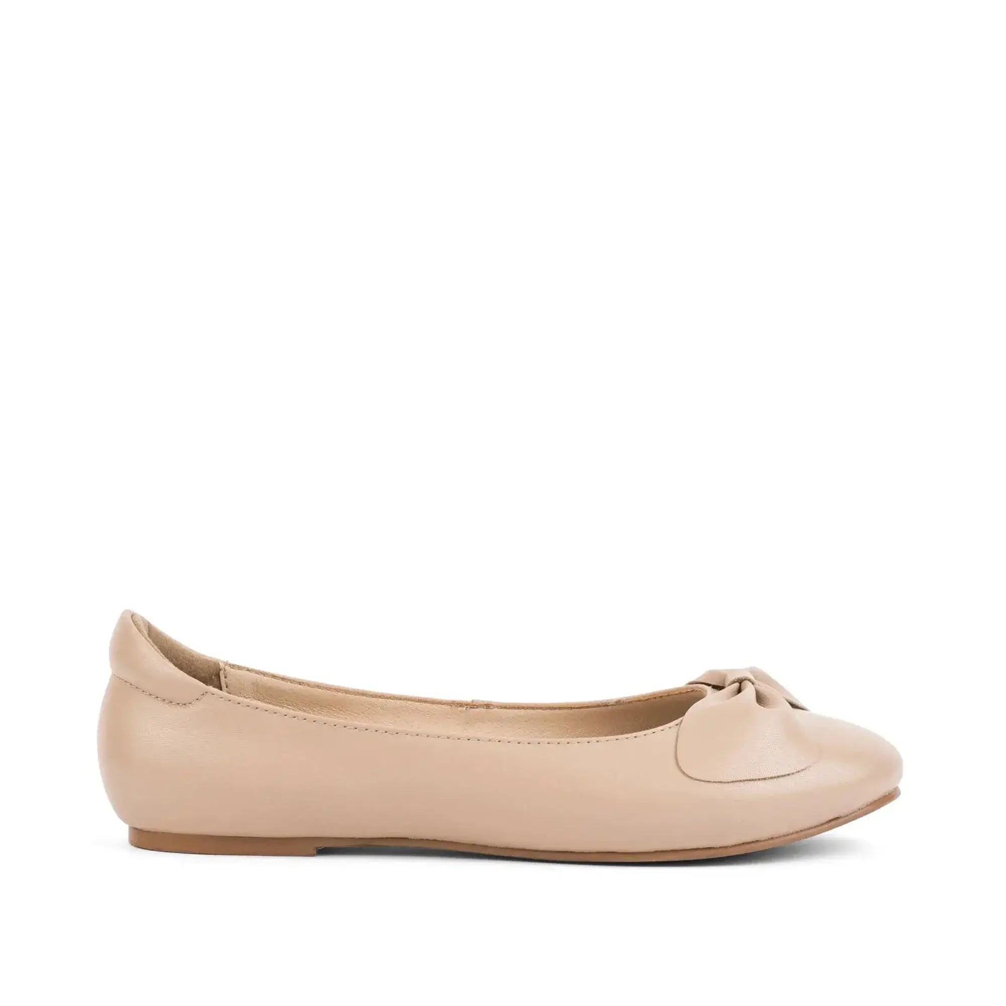 Hepburn Ballet Soft Beige Flats - Lino Perros