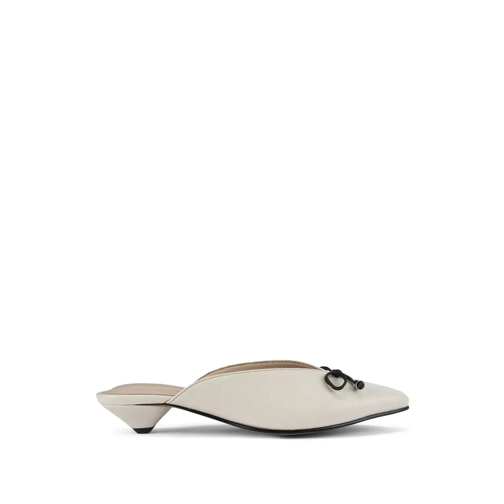 Hepburn Icon Beige Heels - Lino Perros