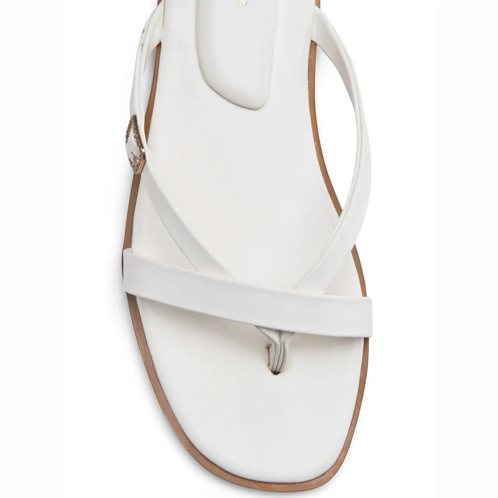 Mary Iris White Flats - Lino Perros