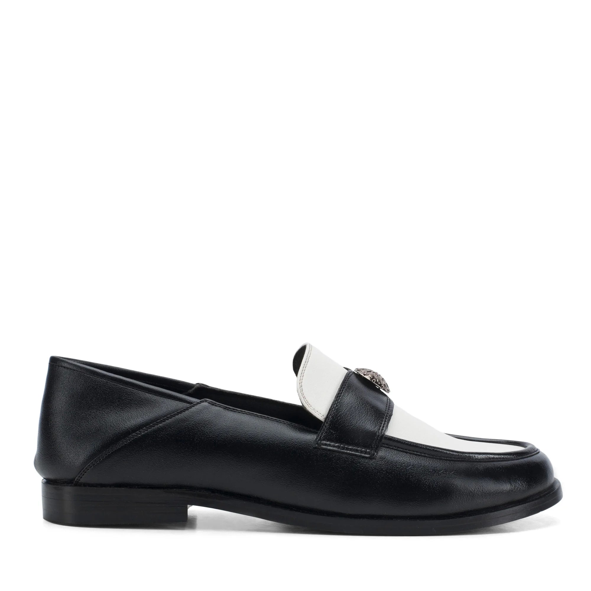 Ava Bess Black Loafers - Lino Perros