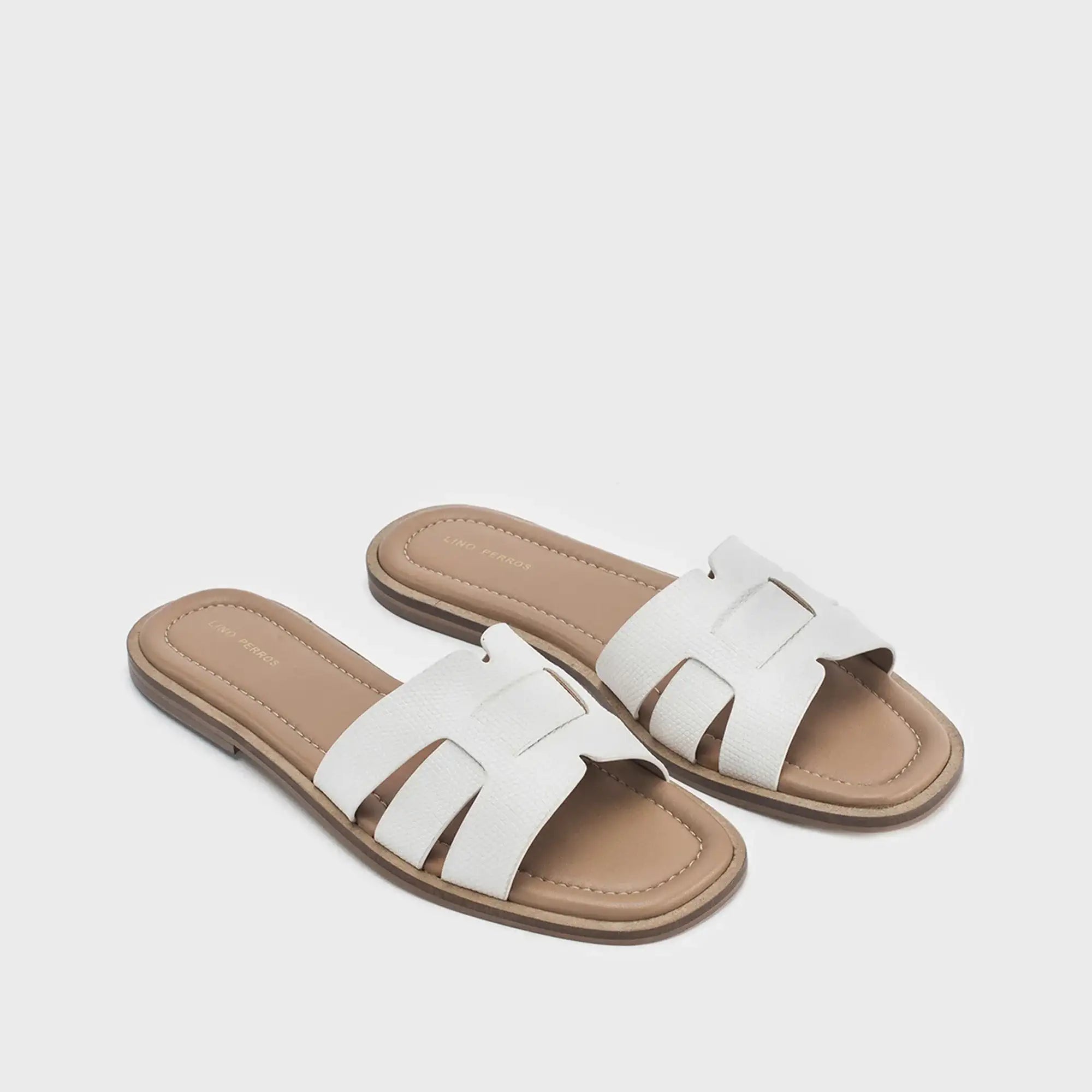Mary Elara White Flats - Lino Perros