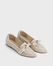 Hepburn Beige Daisy Bow Loafers