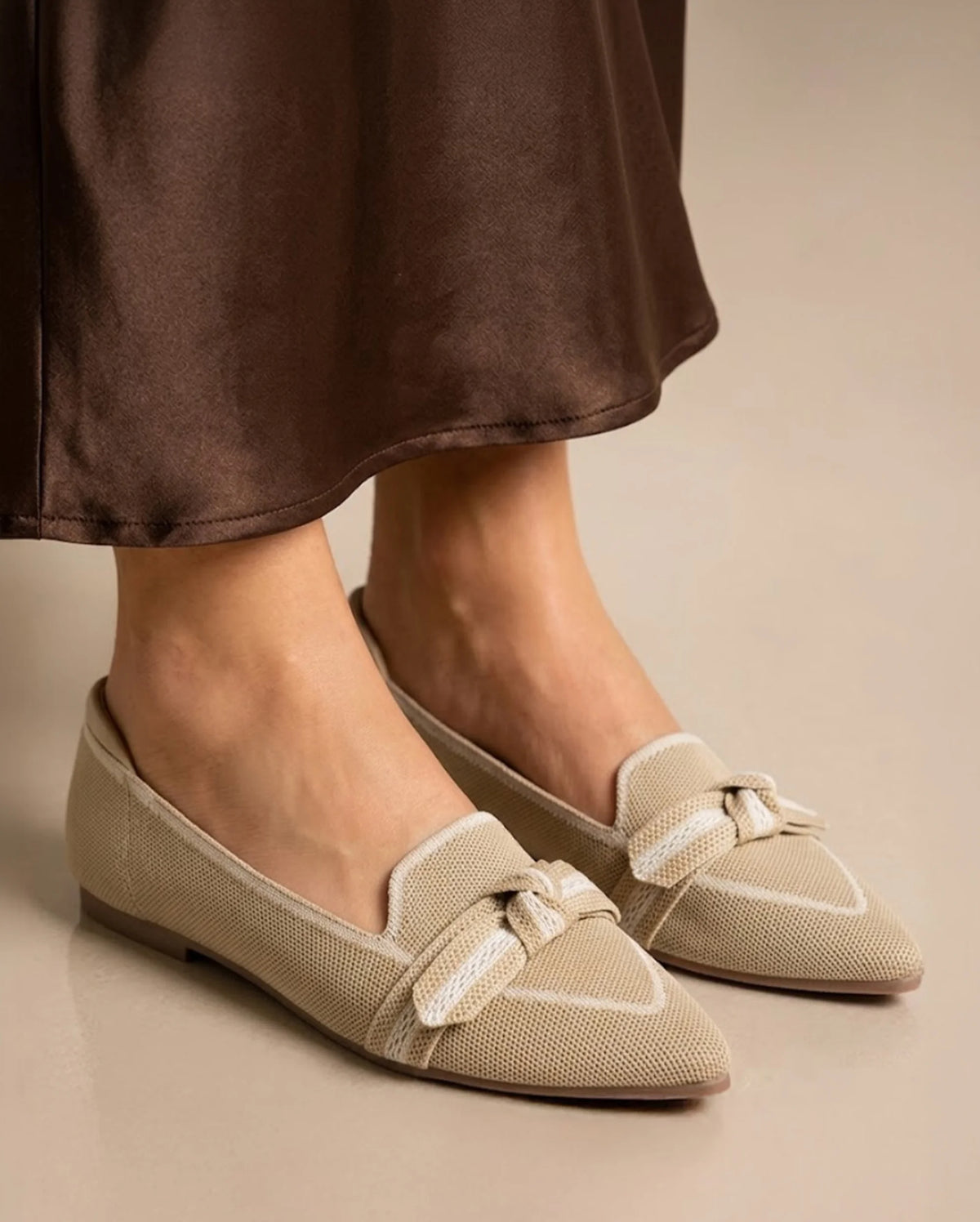 Hepburn Beige Daisy Bow Loafers