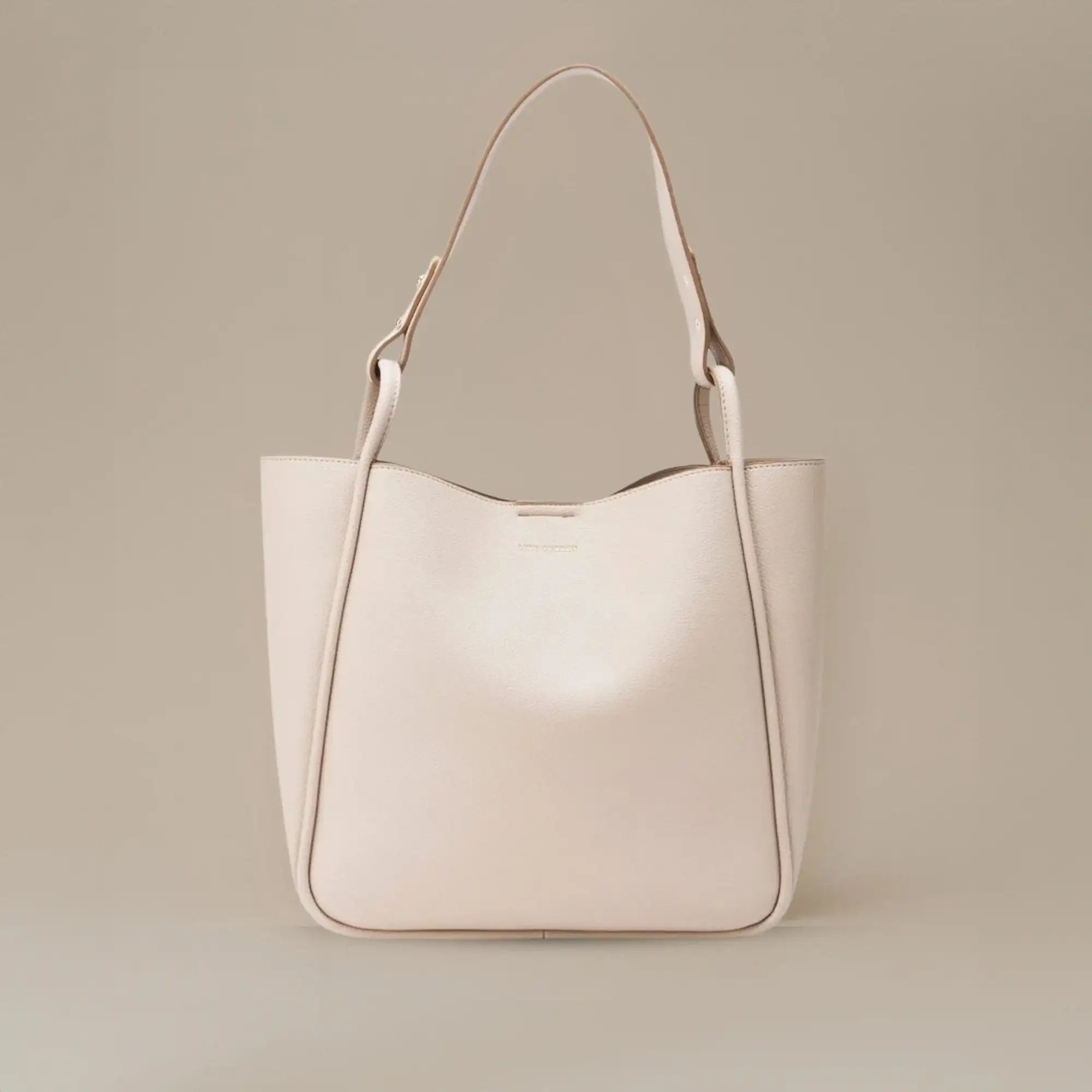 Avril Soft Body Everyday Beige Tote Bag - Lino Perros