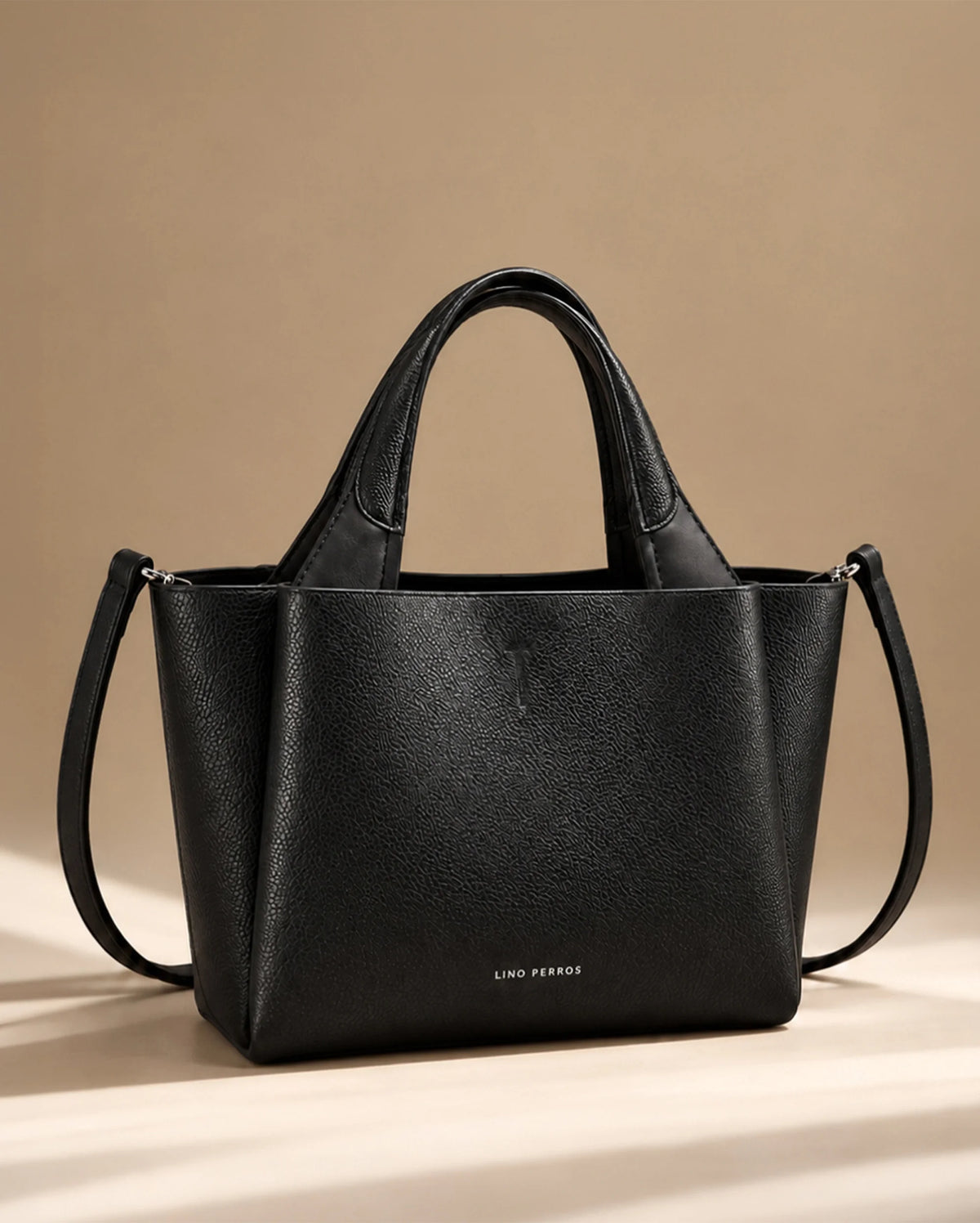 Voyage Aria Black Shoulder Bag