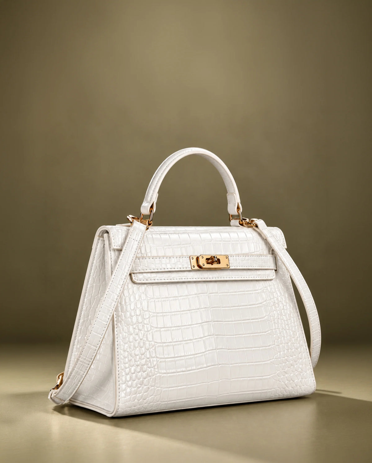 Voyage Eleanor Off-White Satchel Bag