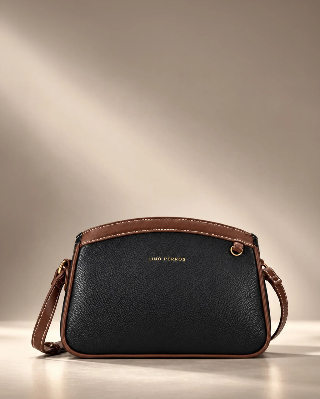 Voyage Manor Black Sling Bag - Lino Perros