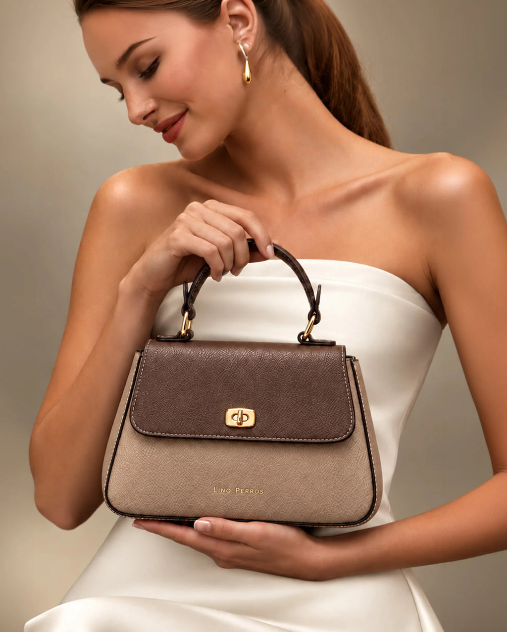 Voyage Andrey Taupe sling bag - Lino Perros