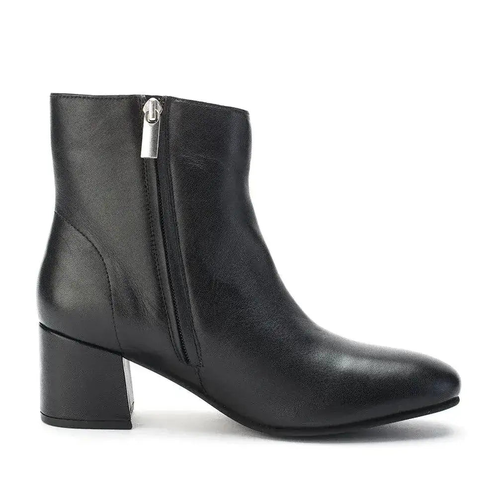 Ava Leather Ankle-Length Black Boots - Lino Perros