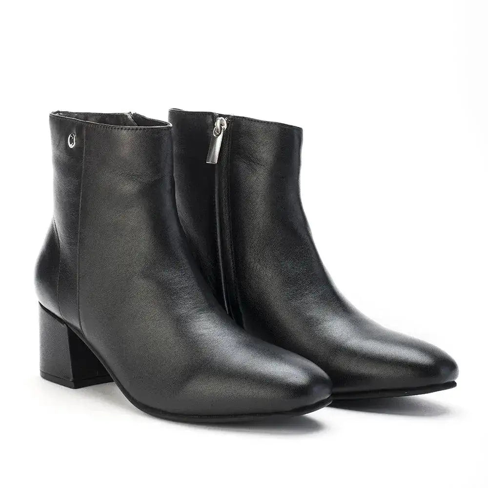 Ava Leather Ankle-Length Black Boots - Lino Perros
