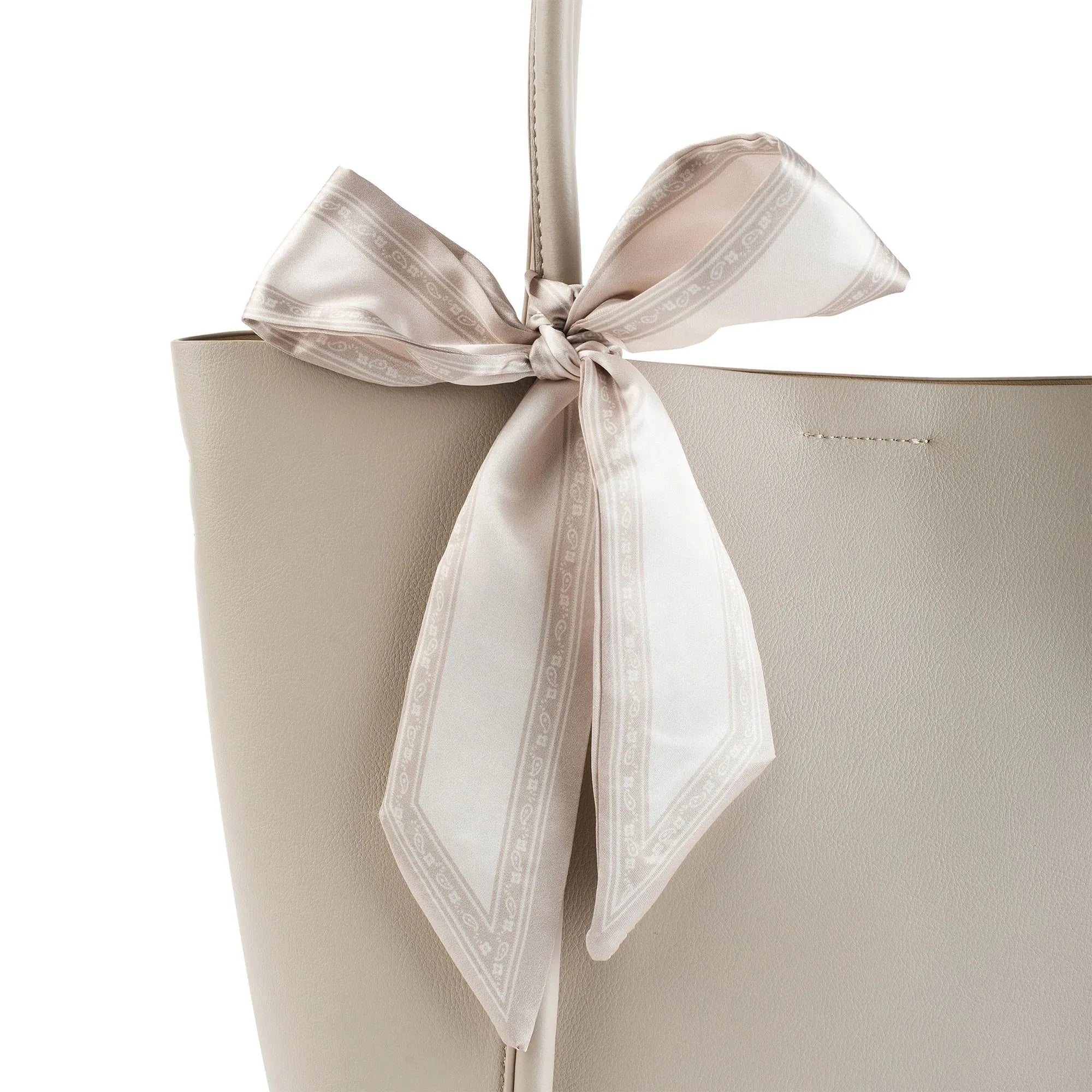 avril-elevated-everyday-off-white-tote-bag-lino-perros-12 - Lino Perros