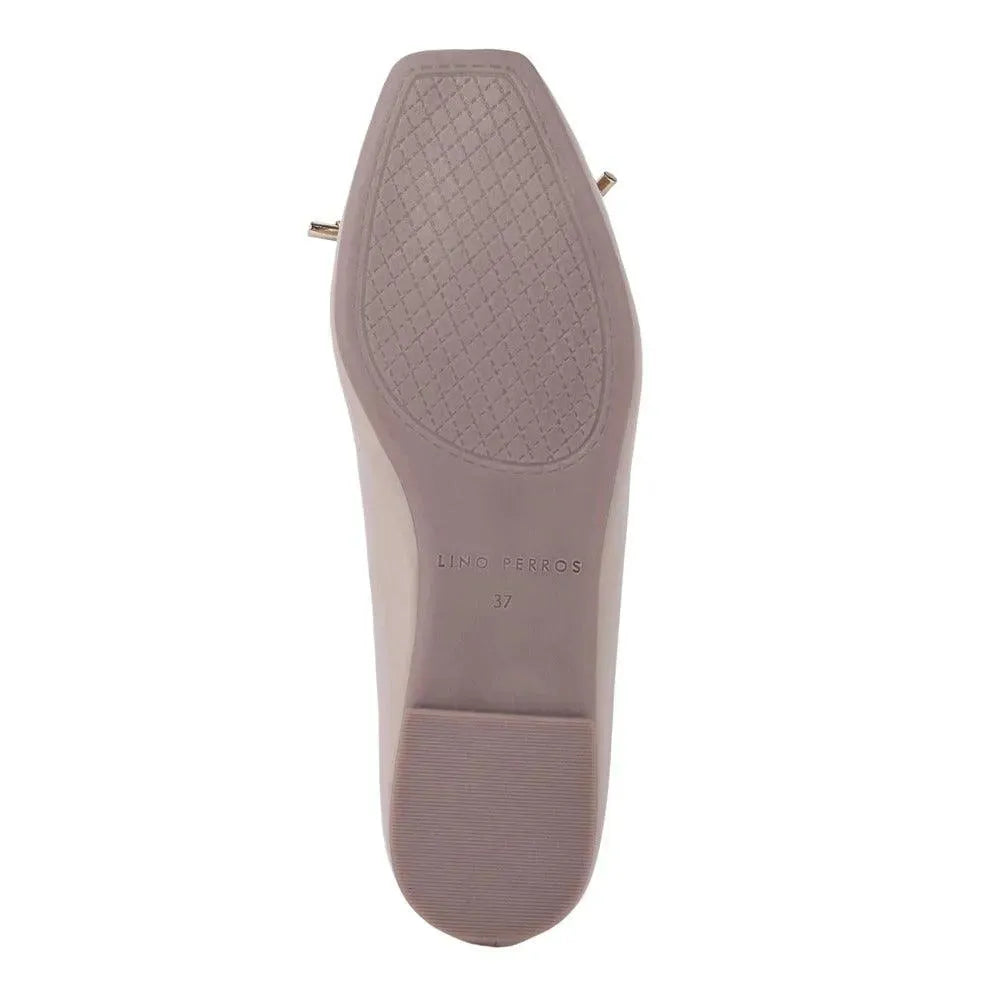 mary-savvy-flat-lino-perros-8 - Lino Perros