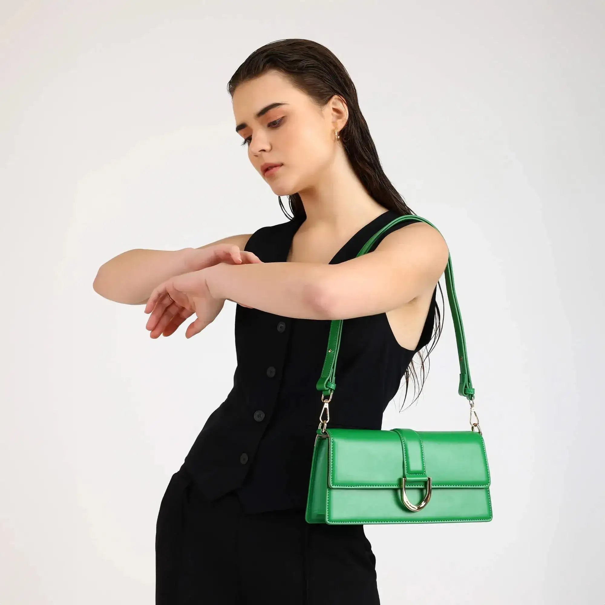 Monroe Focus Green Shoulder Bag - Lino Perros