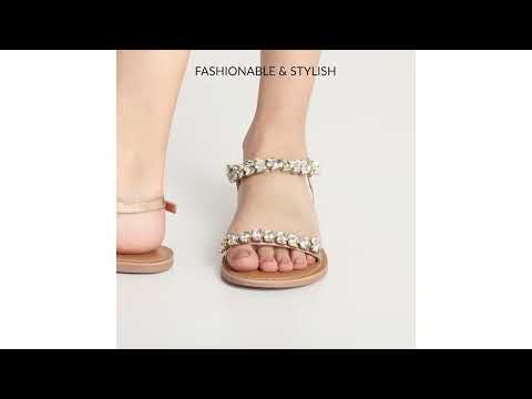 Mary Gracious Flats - Lino Perros