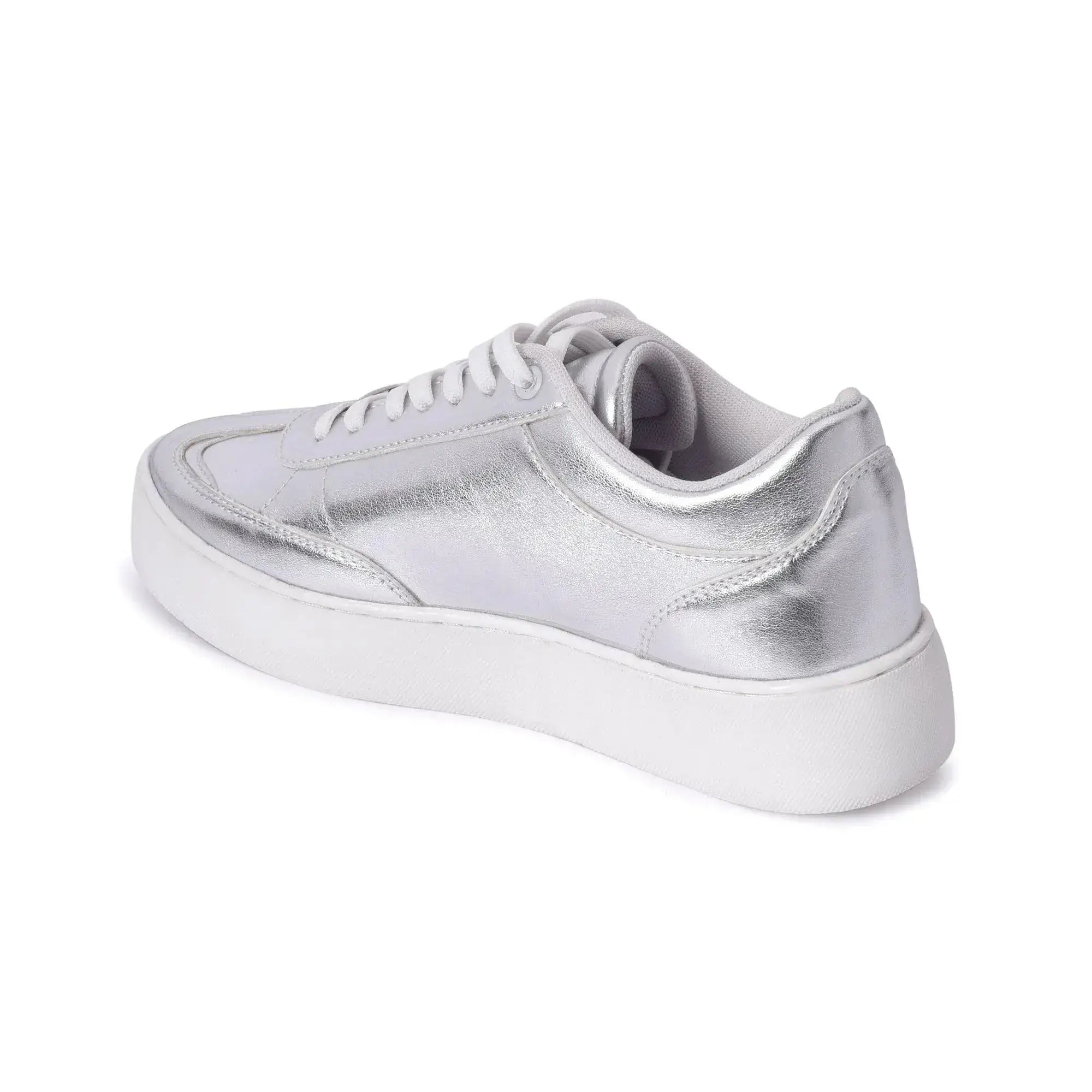 Stellar Nexus 9 pm  Silver Sneakers - Lino Perros
