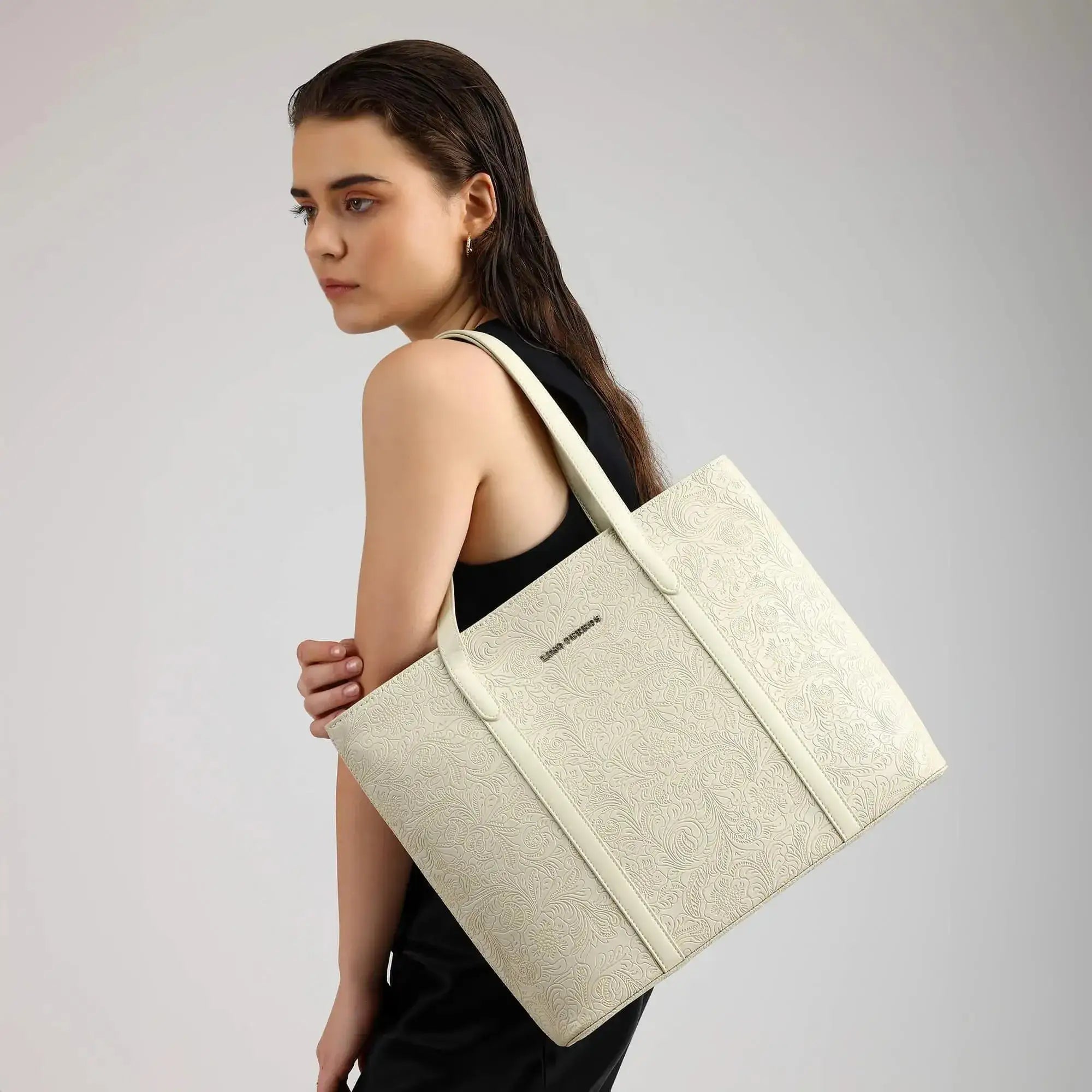 Valley Afternoon White Tote Bag - Lino Perros